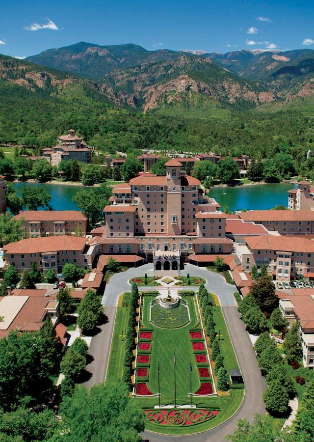 colorado-springs-broadmoor-aerial